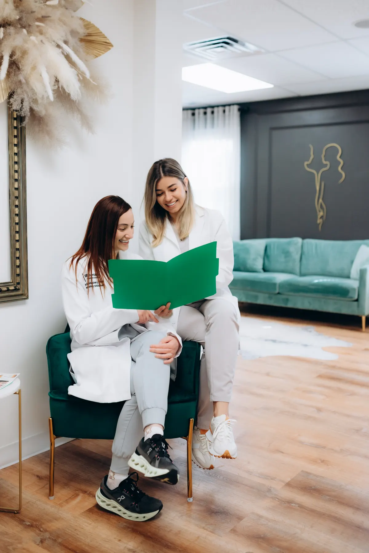 Private pain support consultation at IB Therapy
