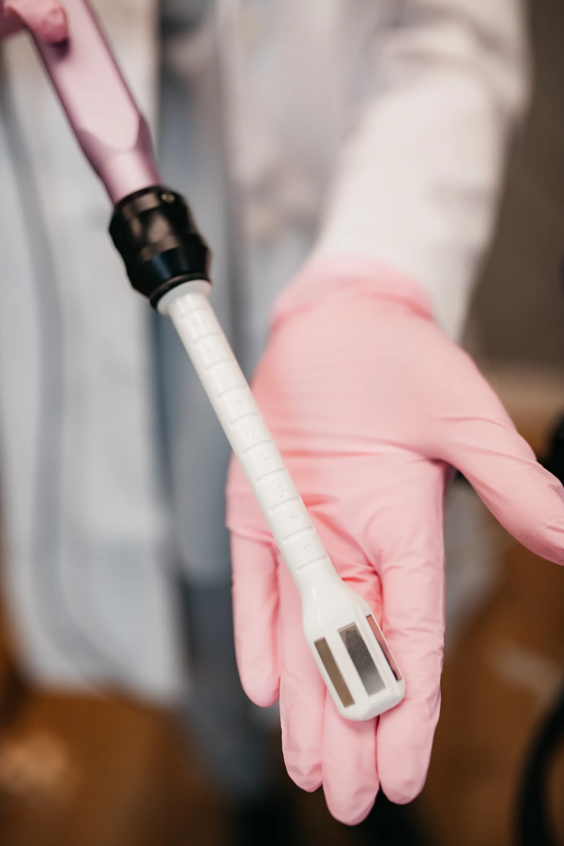Forma V applicator close-up at IB Therapy